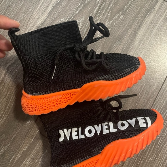 fashion toddler shoes - Picture 4 of 4